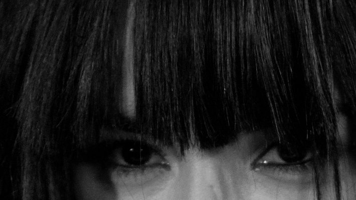 Tiedosto:Loreenin silmät, mustavalkoinen.jpg