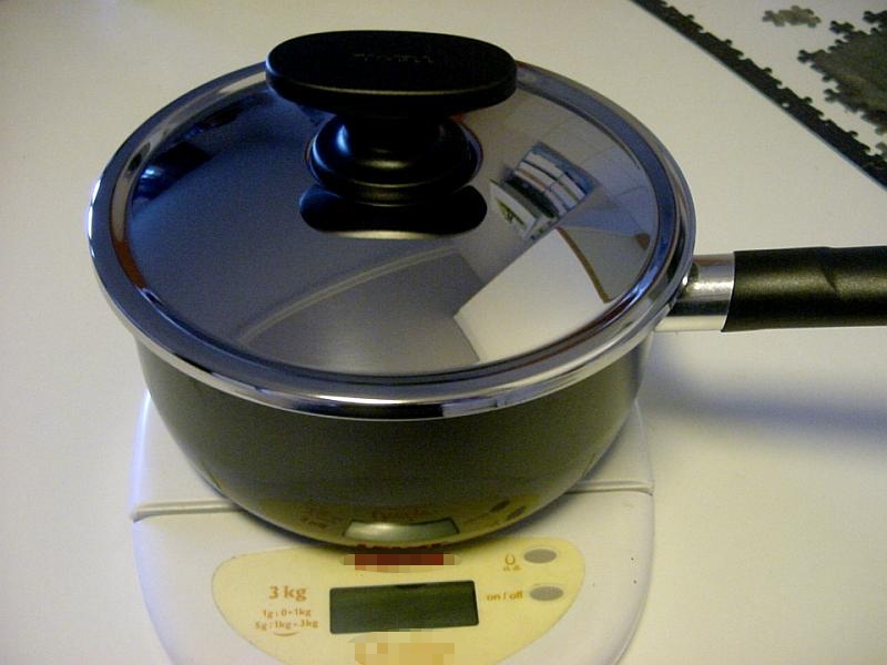 Tiedosto:Tefal Essencia -kasari.jpg