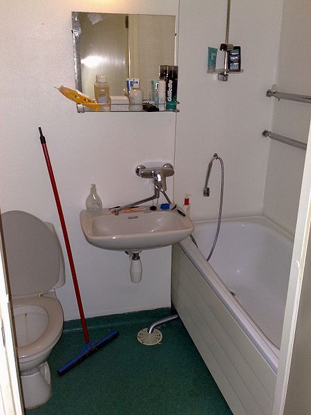 Tiedosto:Kylpyhuone.jpg